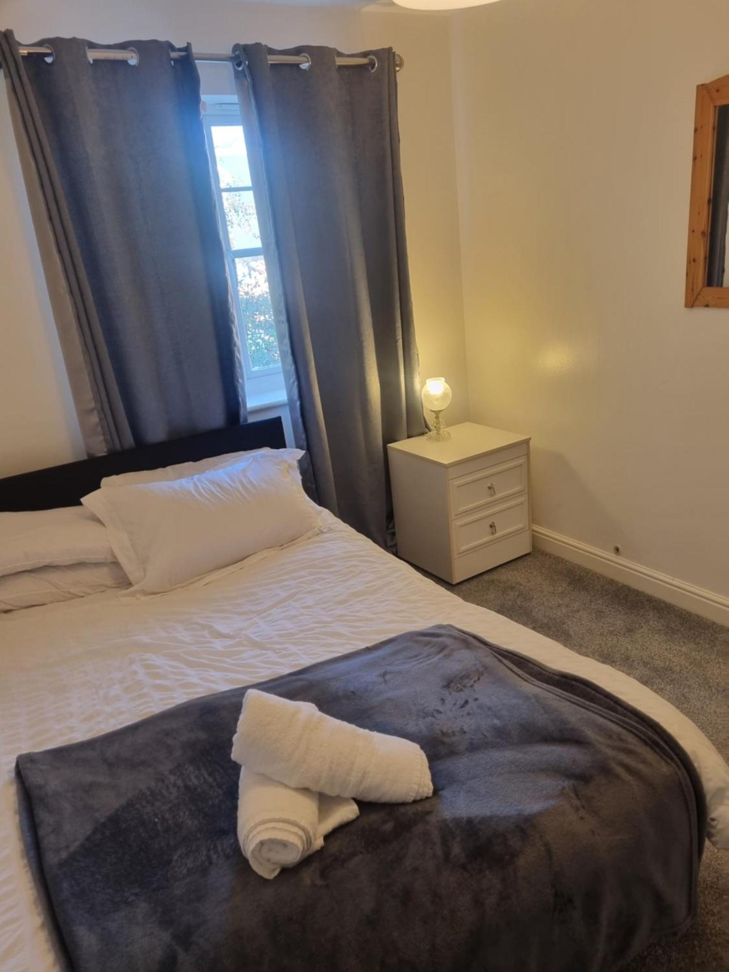 Maidstone Villa 3 Bedroom Free Sports Channels,Parking Sleeps 7 מראה חיצוני תמונה