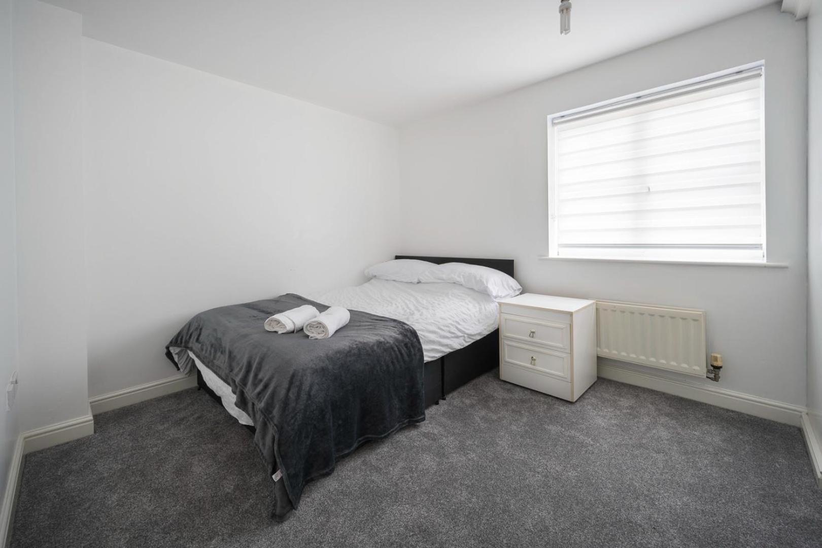 Maidstone Villa 3 Bedroom Free Sports Channels,Parking Sleeps 7 מראה חיצוני תמונה